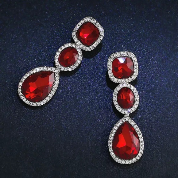 Bundle: 3 sets of earrings- NWOT - Picture 2 of 9